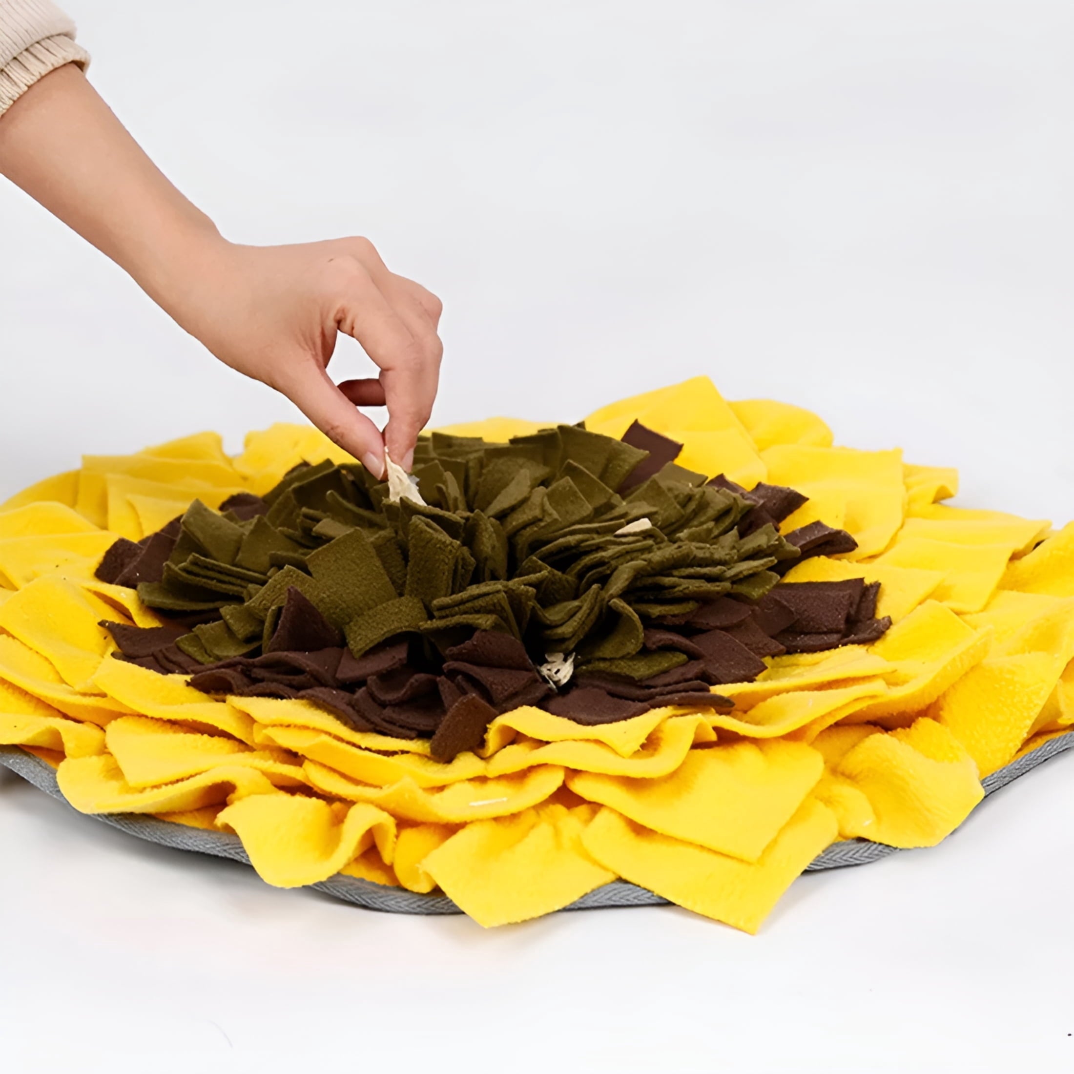 Adorable Feeding Mat Snuffle Mat for Pet Dog with Non Slip and Machine Washable Snuffle Mat for Large Dogs 38X38In